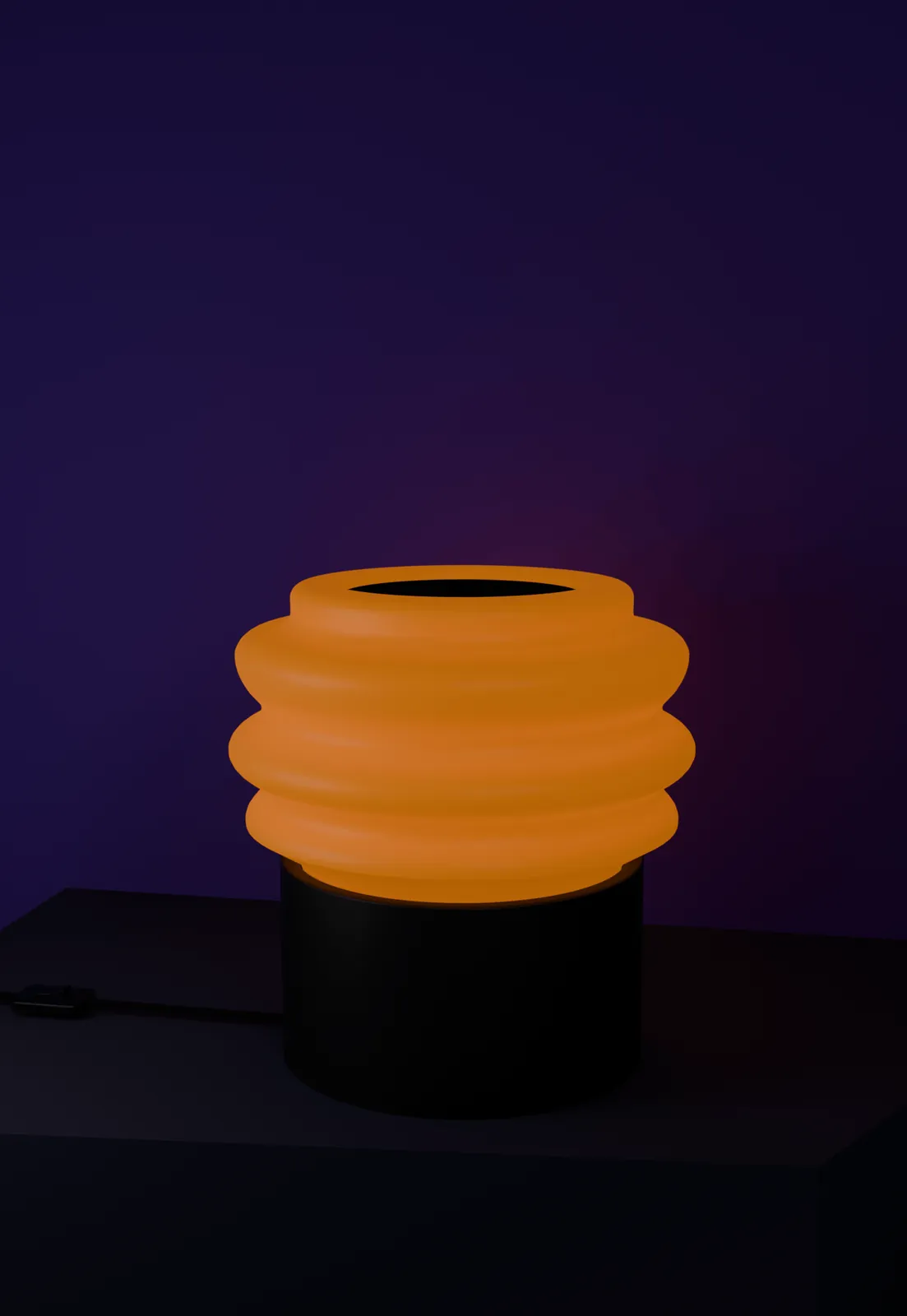 Glïnt & Glönt — The lamp switched on, orange light.